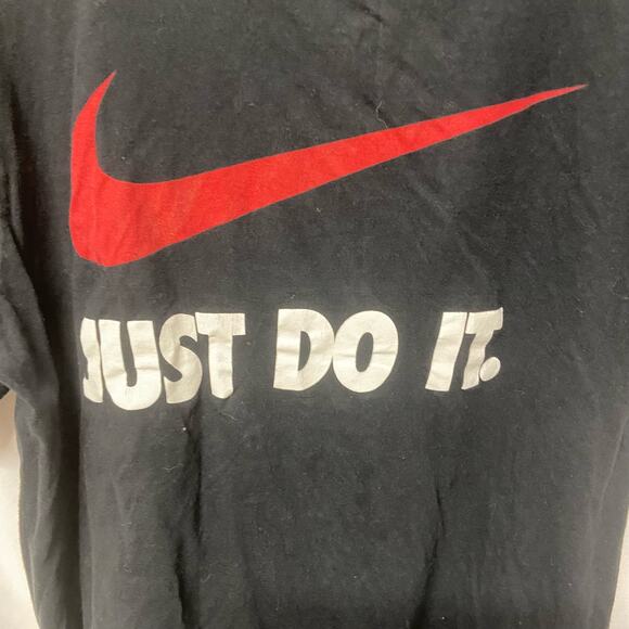 The Nike Tee Just Do It  Black Size L Athletic Cut GUC  100% Cotton - Picture 3 of 7